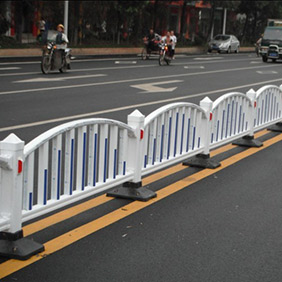 2. PVC road guardrail 2